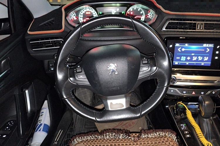 Used Peugeot 308 2016 1.6L Automatic Luxury Edition Steering Wheel