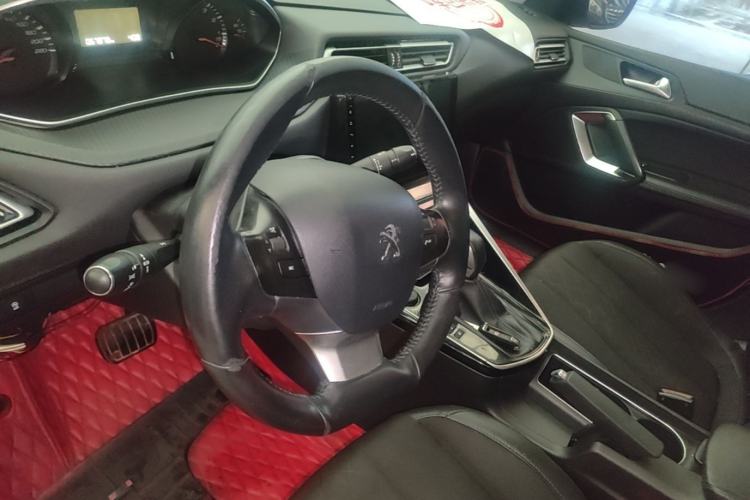 Used Peugeot 308 2016 1.6L Automatic Luxury Edition Steering Wheel