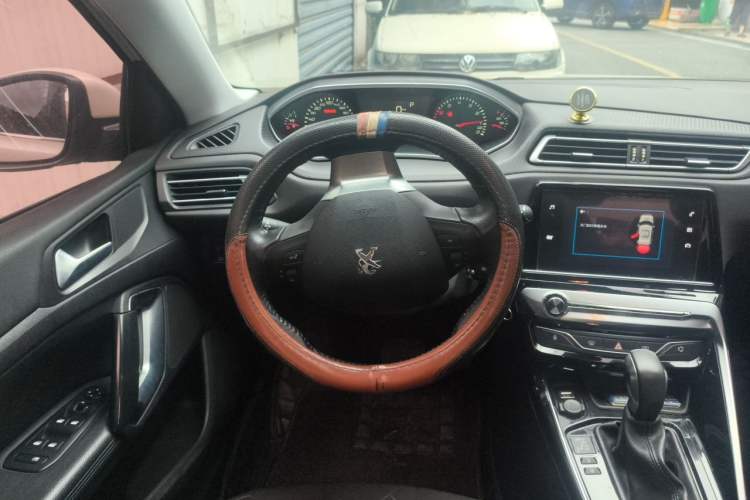 Used Peugeot 308 2016 1.6L Automatic Luxury Edition Steering Wheel
