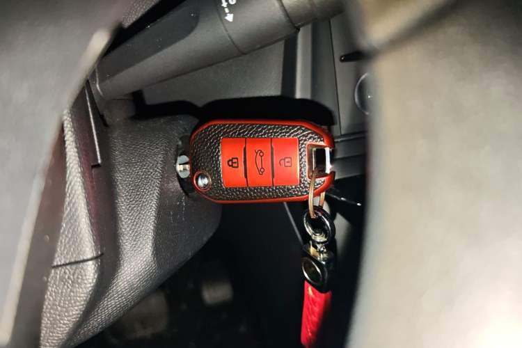 Used Peugeot 308 2016 1.6L Automatic Fashion Edition Vehicle Key