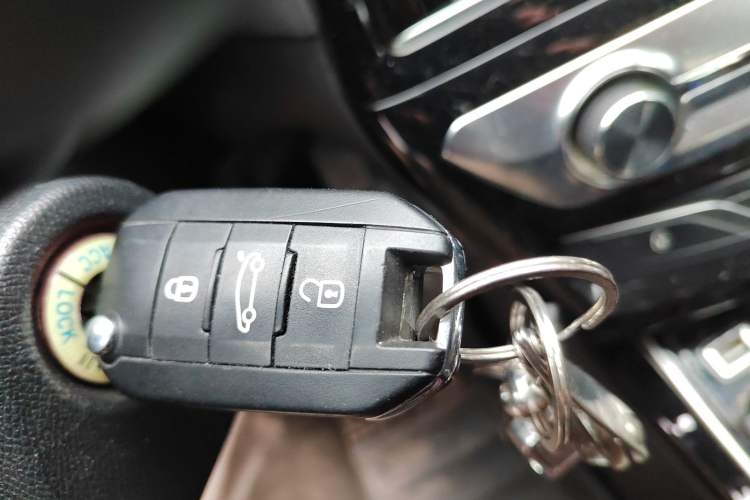 Used Peugeot 308 2016 1.6L Automatic Luxury Edition Vehicle Key