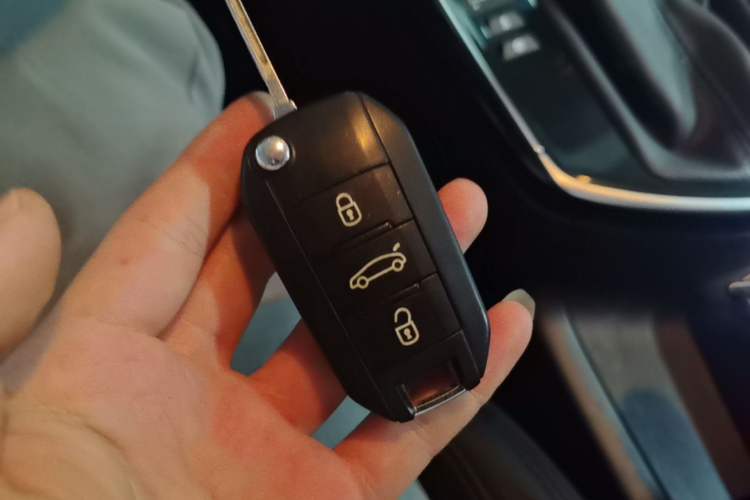 Used Peugeot 308 2016 1.6L Automatic Luxury Edition Vehicle Key