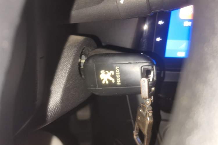 Used Peugeot 308 2016 1.6L Manual Fashion Edition Vehicle Key