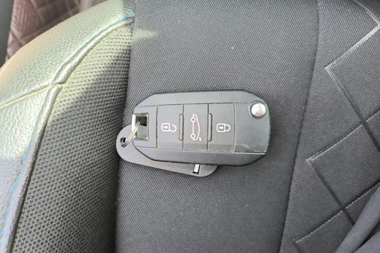 Used Peugeot 308 2016 1.6L Automatic Luxury Edition Vehicle Key