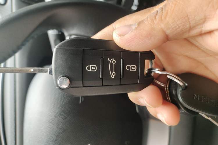 Used Peugeot 308 2016 1.6L Automatic Luxury Edition Vehicle Key