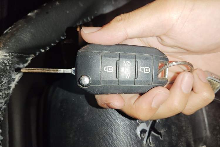 Used Peugeot 308 2016 1.6L Automatic Luxury Edition Vehicle Key