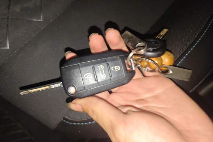 Used Peugeot 308 2016 1.6L Automatic Luxury Edition Vehicle Key