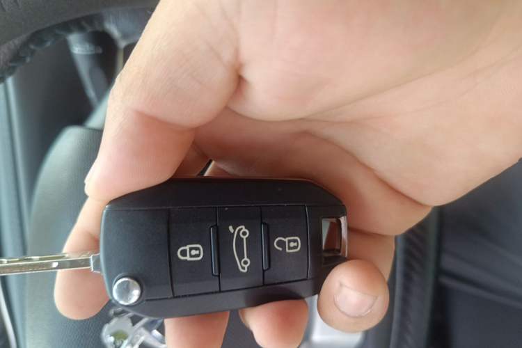 Used Peugeot 308 2016 1.6L Automatic Luxury Edition Vehicle Key