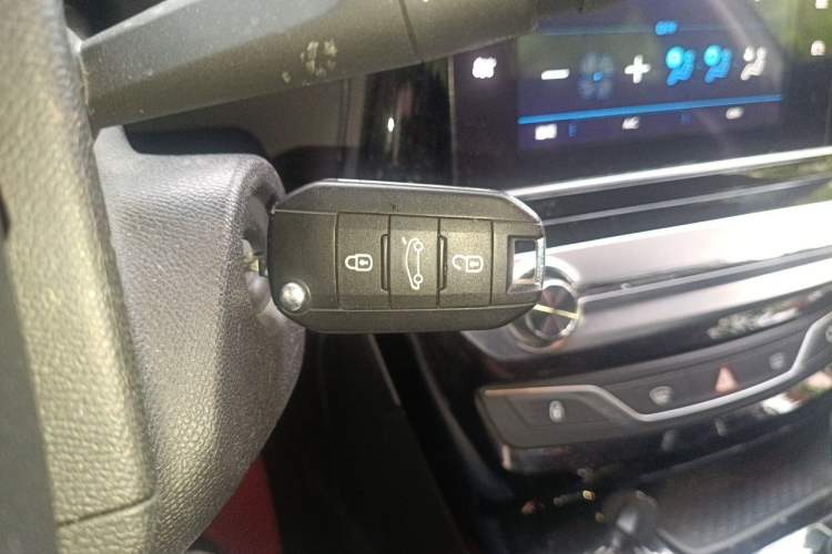 Used Peugeot 308 2016 1.6L Automatic Luxury Edition Vehicle Key