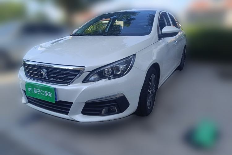 Used Peugeot 308 2016 1.6L Automatic Luxury Edition Guazi used car, China used car export, Used car for sale, Used Peugeot cars, Cheapest cars for sale
