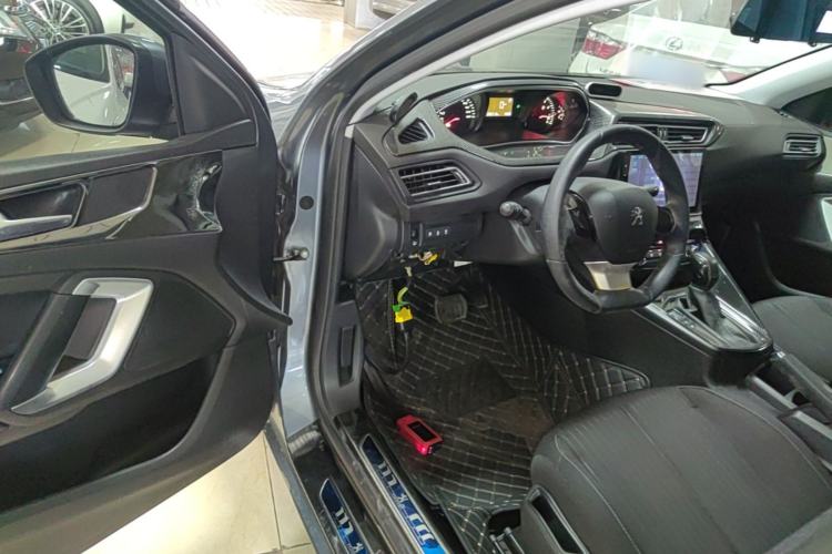 Used Peugeot 308 2018 1.6L Automatic Fashion Edition Driver Seat