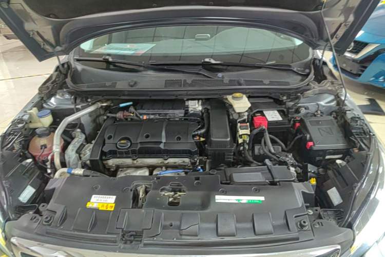Used Peugeot 308 2018 1.6L Automatic Fashion Edition Engine Bay