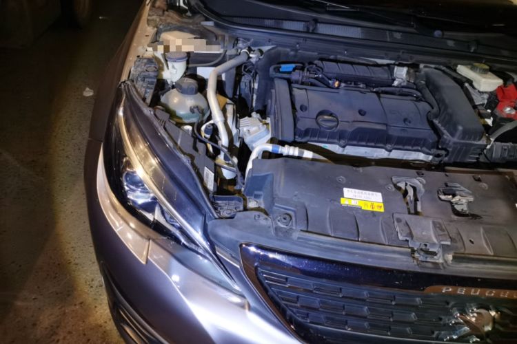 Used Peugeot 308 2018 1.6L Automatic Luxury Edition Engine Bay Right