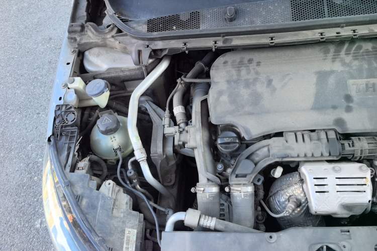 Used Peugeot 308 2018 230THP Automatic Luxury Edition Engine Bay Right