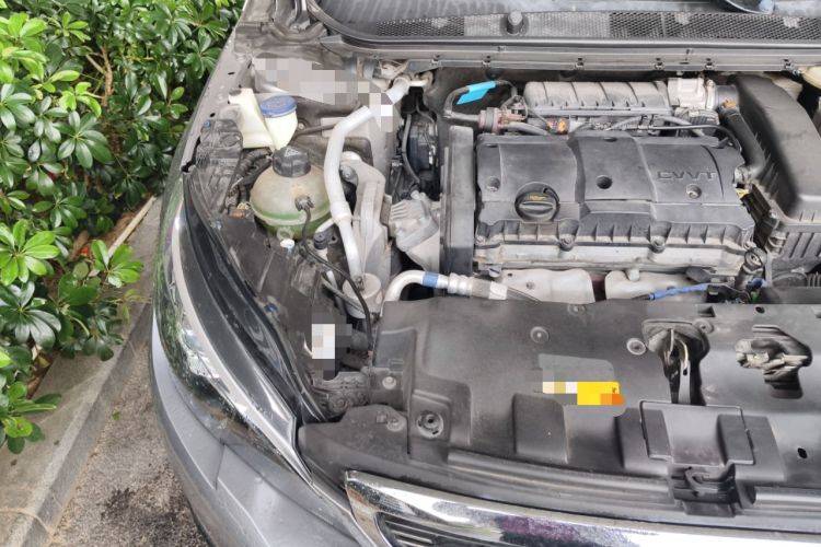 Used Peugeot 308 2018 1.6L Automatic Luxury Edition Engine Bay Right