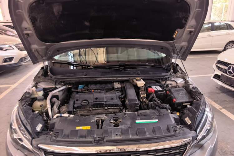 Used Peugeot 308 2018 1.6L Automatic Luxury Edition Engine Bay
