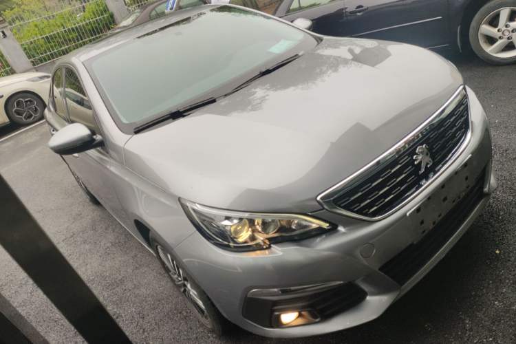 Used Peugeot 308 2018 1.6L Automatic Luxury Edition Exterior 1
