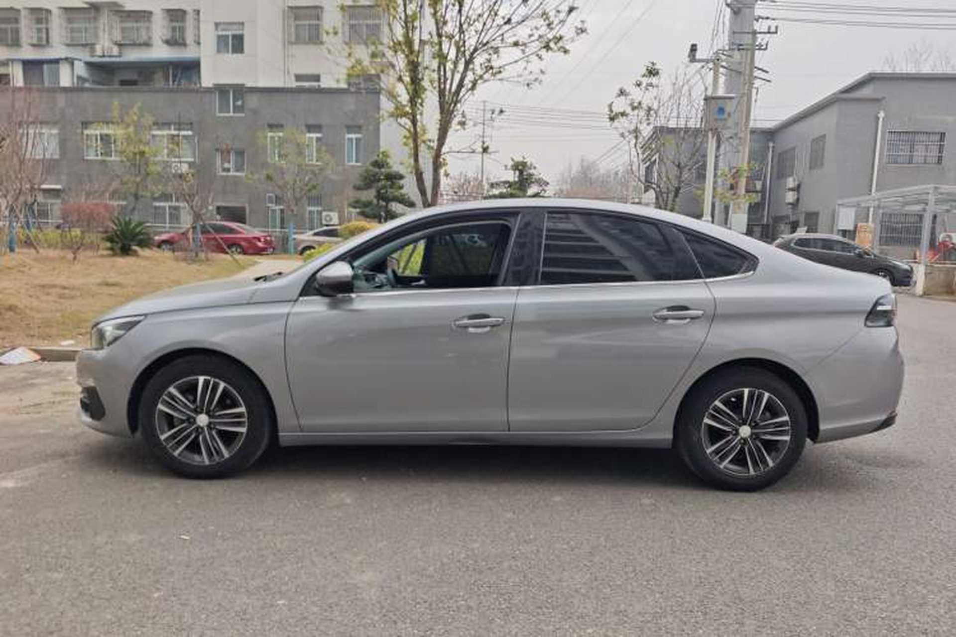 Used Peugeot 308 2018 1.6L Automatic Luxury Edition Exterior 3