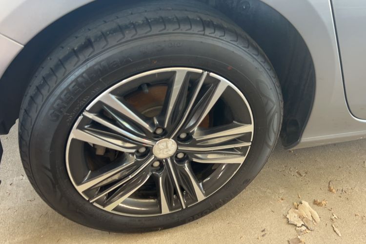 Used Peugeot 308 2018 230THP Automatic Luxury Edition Exterior 8