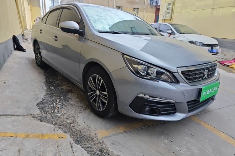 Used Peugeot 308 2018 1.6L Automatic Luxury Edition Front Right 45 Deg