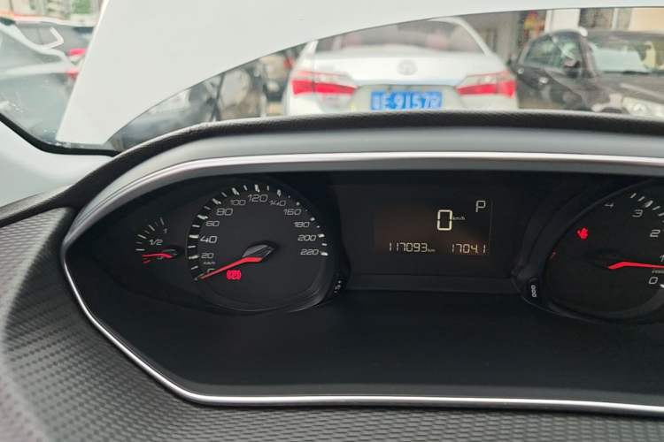 Used Peugeot 308 2018 1.6L Automatic Luxury Edition Instrument Cluster