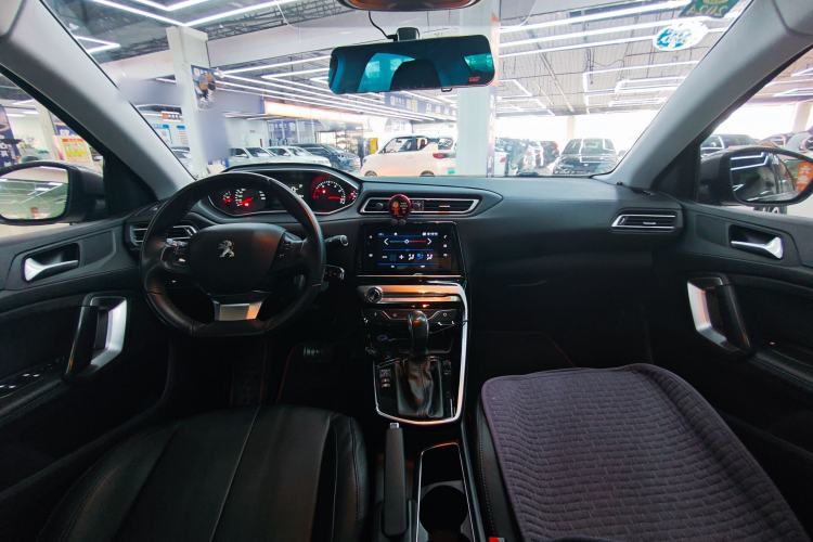 Used Peugeot 308 2018 1.6L Automatic Luxury Edition Interior 1