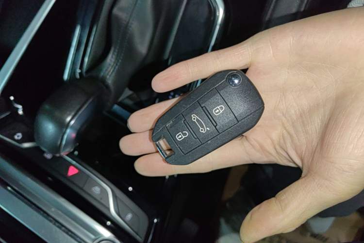 Used Peugeot 308 2018 1.6L Automatic Luxury Edition Interior 1