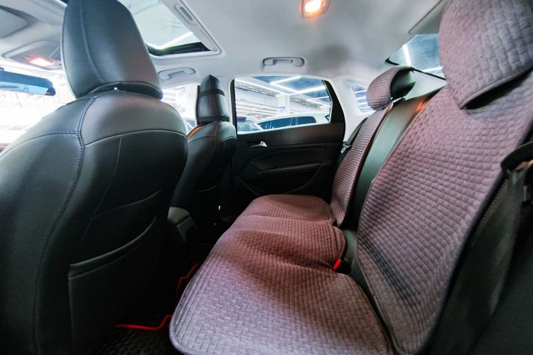 Used Peugeot 308 2018 1.6L Automatic Luxury Edition Interior 3