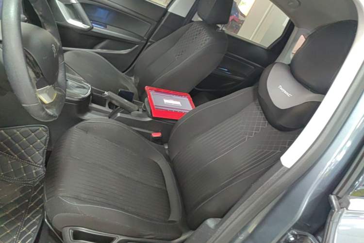Used Peugeot 308 2018 1.6L Automatic Fashion Edition Left Front Seat