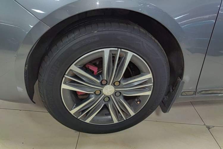 Used Peugeot 308 2018 1.6L Automatic Fashion Edition Left Front Wheel Hub