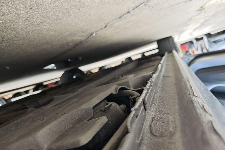 Used Peugeot 308 2018 1.6L Automatic Luxury Edition Left Side Sill