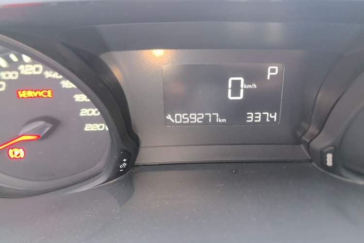 Used Peugeot 308 2018 230THP Automatic Luxury Edition Odometer Close Up