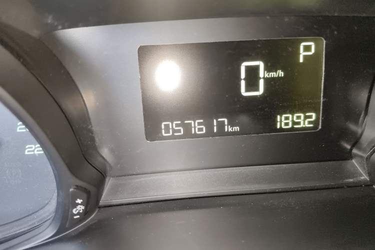 Used Peugeot 308 2018 1.6L Automatic Luxury Edition Odometer Close Up