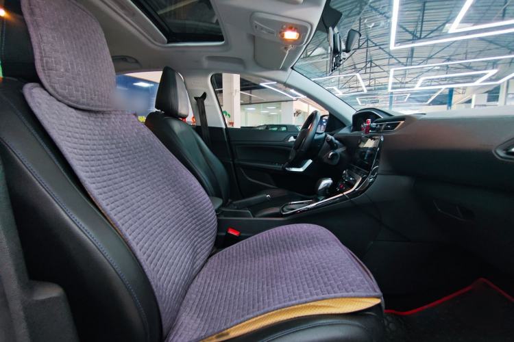 Used Peugeot 308 2018 1.6L Automatic Luxury Edition Right Front Seat