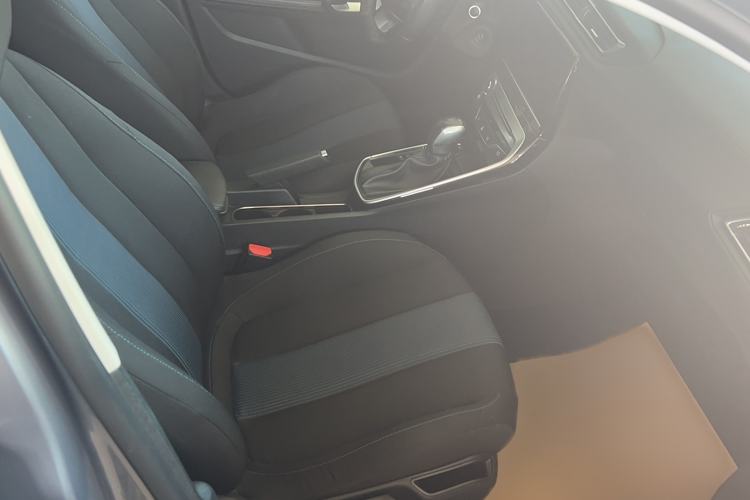 Used Peugeot 308 2018 230THP Automatic Luxury Edition Right Front Seat