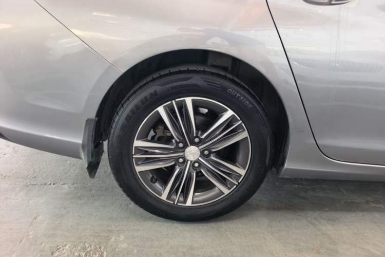 Used Peugeot 308 2018 1.6L Automatic Luxury Edition Right Rear Wheel Hub