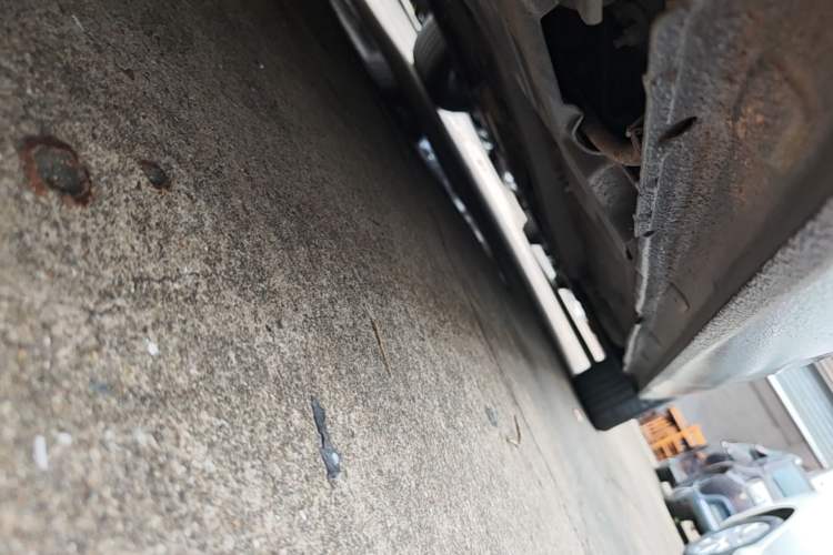 Used Peugeot 308 2018 1.6L Automatic Luxury Edition Right Side Sill