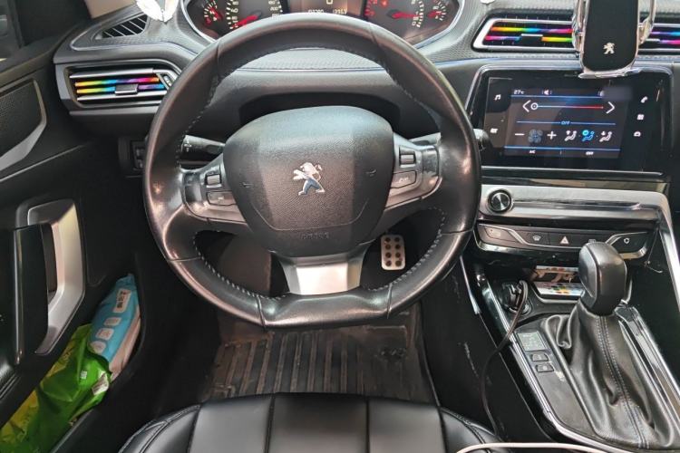 Used Peugeot 308 2018 1.6L Automatic Luxury Edition Steering Wheel