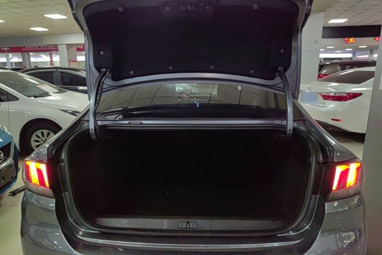 Used Peugeot 308 2018 1.6L Automatic Fashion Edition Trunk