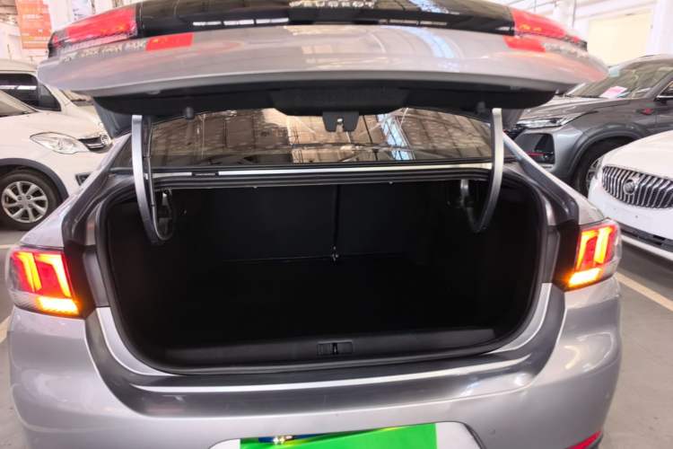 Used Peugeot 308 2018 1.6L Automatic Luxury Edition Trunk