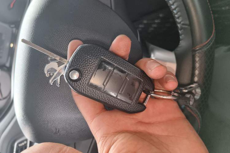Used Peugeot 308 2018 1.6L Automatic Luxury Edition Vehicle Key
