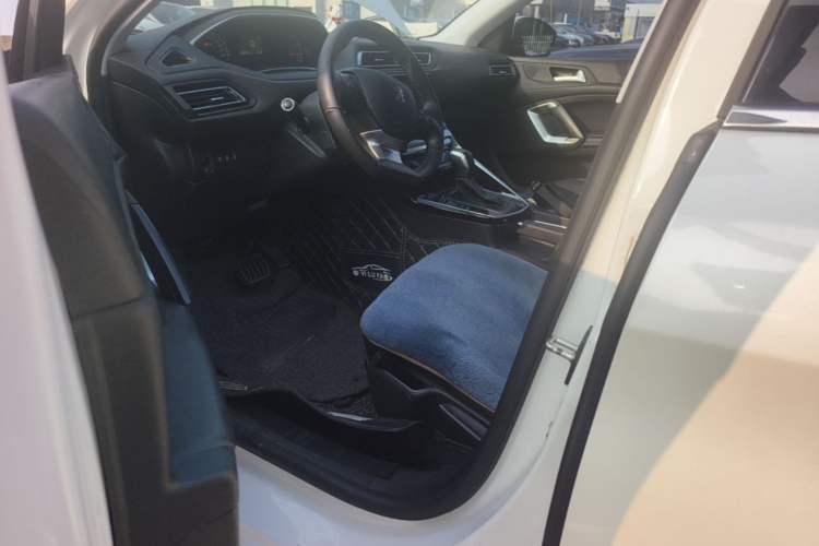 Used Peugeot 308 2018 1.6L Automatic Luxury Edition Driver Seat