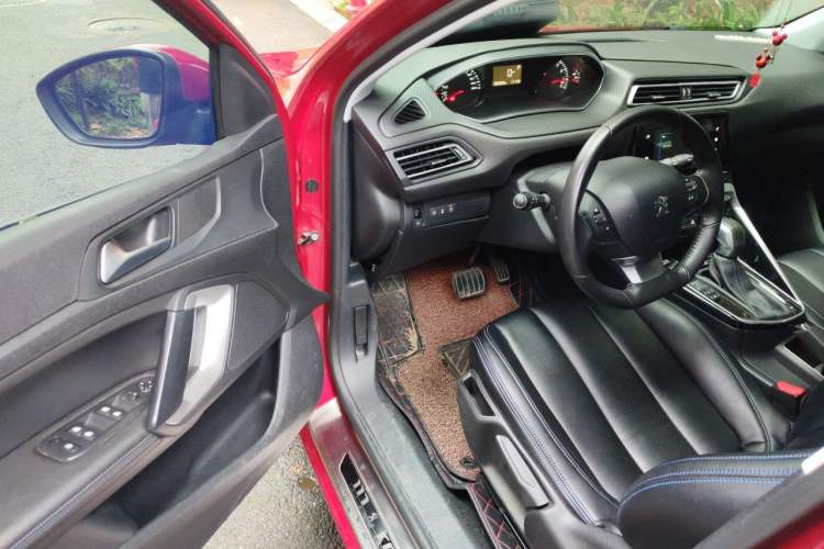 Used Peugeot 308 2018 1.6L Automatic Luxury Edition Driver Seat