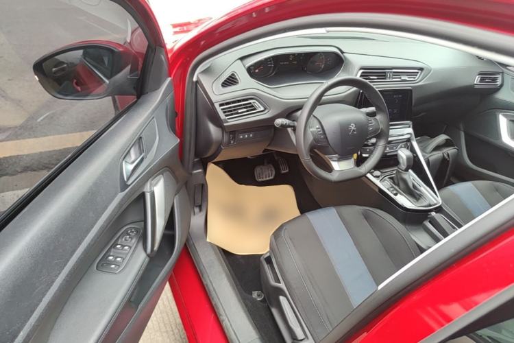 Used Peugeot 308 2018 1.6L Automatic Luxury Edition Driver Seat