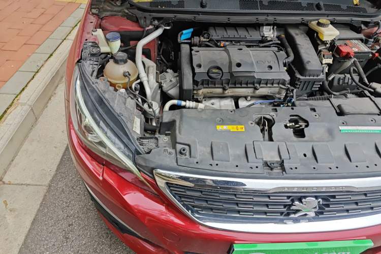 Used Peugeot 308 2018 1.6L Automatic Luxury Edition Engine Bay Right