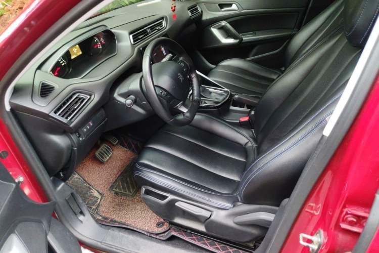 Used Peugeot 308 2018 1.6L Automatic Luxury Edition Left Front Seat