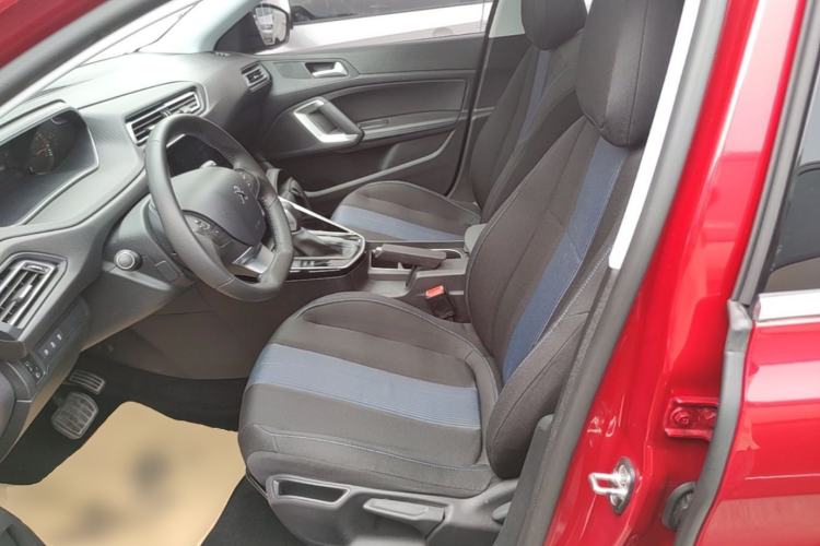 Used Peugeot 308 2018 1.6L Automatic Luxury Edition Left Front Seat