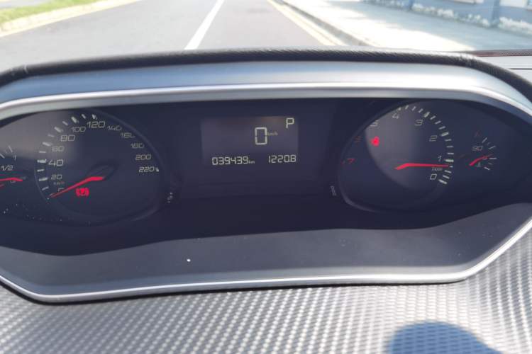 Used Peugeot 308 2018 1.6L Automatic Luxury Edition Odometer Close Up