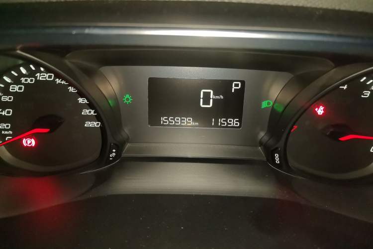 Used Peugeot 308 2018 230THP Automatic Luxury Edition Odometer Close Up