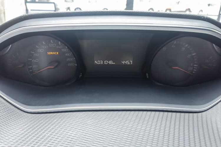 Used Peugeot 308 2018 1.6L Automatic Luxury Edition Odometer Close Up